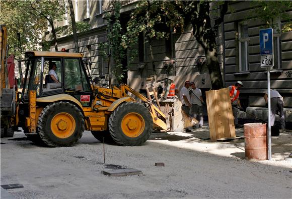 Bandić obišao radove u Bakačevoj i Katančićevoj                                                                                                                                                                                                 