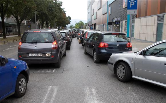 Zbog mogućeg nevremena besplatno parkiranje u Zagrebu                                                                                                                                                                                           