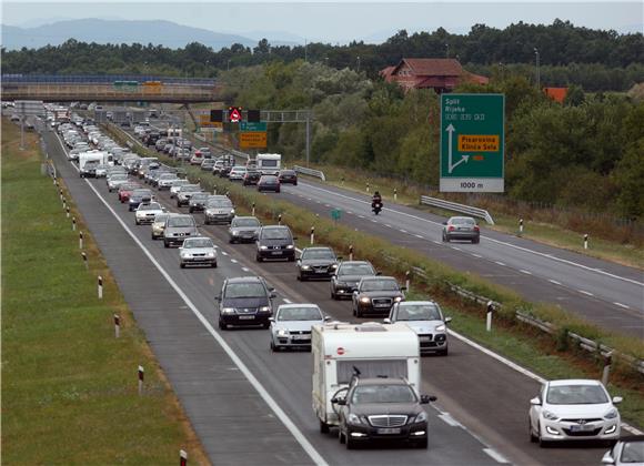 HAK: vrlo gust promet na A1 prema Karlovcu                                                                                                                                                                                                      