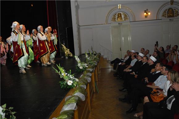 Središnja bajramska svečanost u Zorin domu u Karlovcu                                                                                                                                                                                           