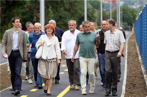 Bandić otvorio obnovljenu Ulicu Jankomir                                                                                                                                                                                                        