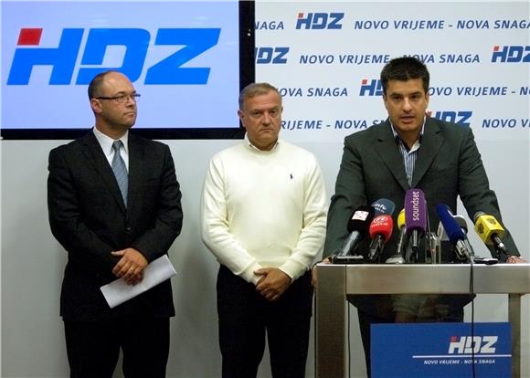 Tiskovna konferencija HDZ-a 23.8.2013.                                                                                                                                                                                                          