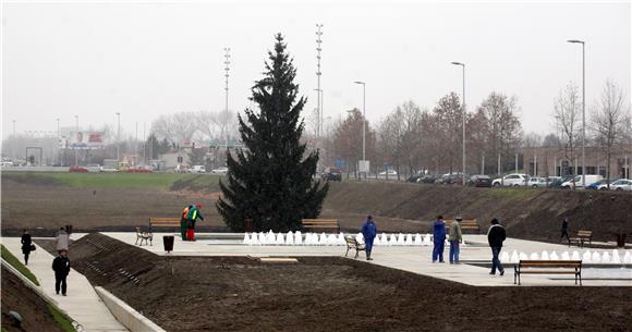 Zagreb: deset klupa postavljeno kod fontana                                                                                                                                                                                                     