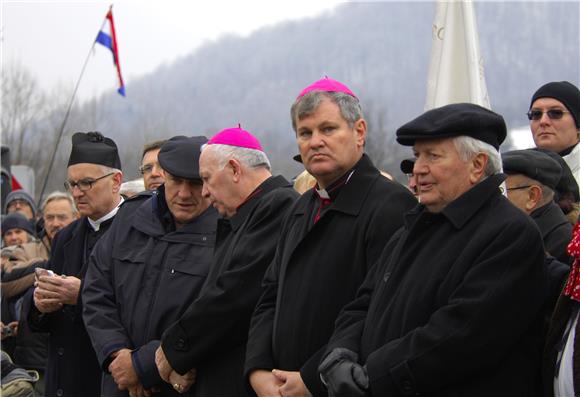 Hodočasnički spomen pohod u Gvozdanskom                                                                                                                                                                                                         