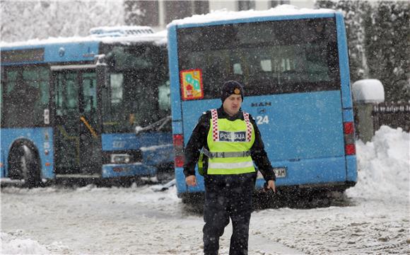 U sudar autobusa ozlijeđeno 20-ak putnika                                                                                                                                                                                                       