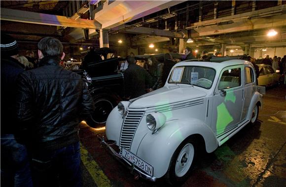 Zagrepčani razgledali 50 'oldtimera' u budućem Muzeju automobila 'Ferdinand Budicki'                                                                                                                                                            