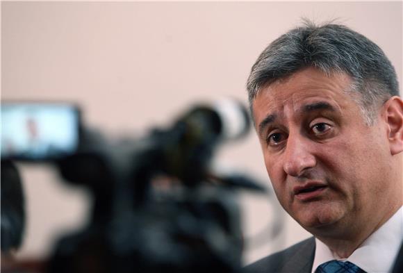 Karamarko o rejtingu: vlada se dokazala jedino agresorskom poreznom politikom                                                                                                                                                                   