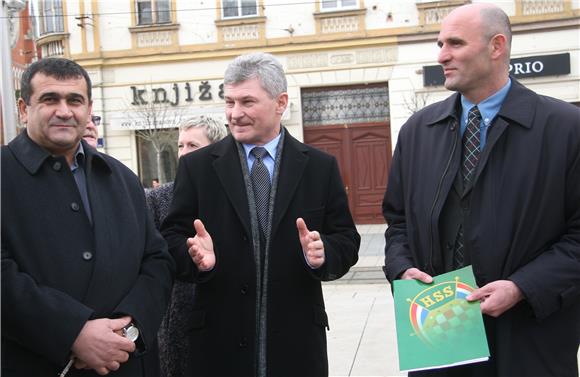 Tiskovna konferencija Hrvatske seljačke stranke u Osijeku                                                                                                                                                                                       