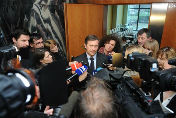 Slovenija: Erjavec najavio odlazak DESUS-a iz vlade                                                                                                                                                                                             