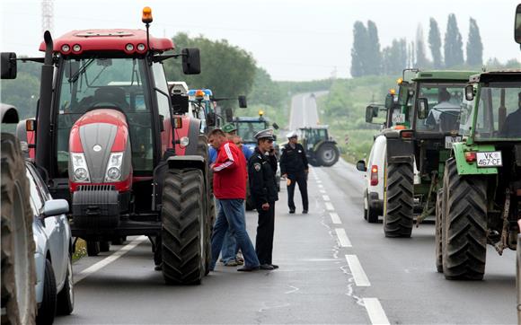 Seljaci sutra prosvjeduju zbog lošeg stanja u agraru                                                                                                                                                                                            