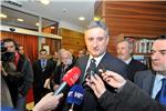 Karamarko: HDZ je protiv smanjenja ovlasti predsjednika republike                                                                                                                                                                               