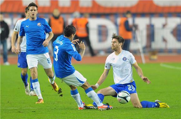 Hajduk - Dinamo 1-2 (poluvrijeme)                                                                                                                                                                                                               