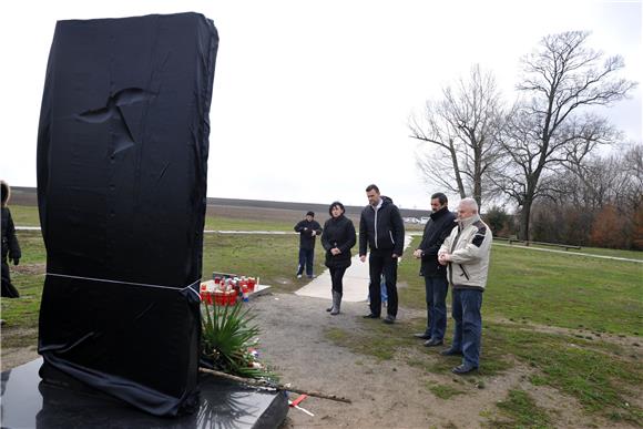 U Vukovaru počela akcija 'Tko se boji istine i pravde'                                                                                                                                                                                          