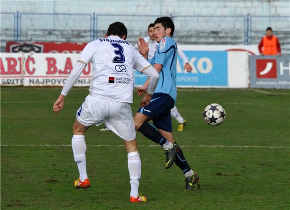 Cibalia - Hajduk 0-1 (poluvrijeme)                                                                                                                                                                                                              