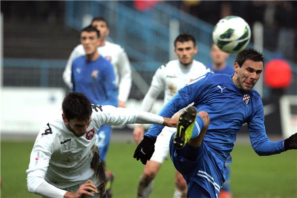 Prva HNL: Zagreb - Dinamo 0:0 (poluvrijeme) 05.04.2013                                                                                                                                                                                          