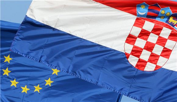 Hrvatska bira prve predstavnike u Europskom parlamentu                                                                                                                                                                                          