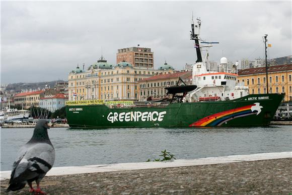 Greenpeaceov brod uplovio u riječku luku                                                                                                                                                                                                        