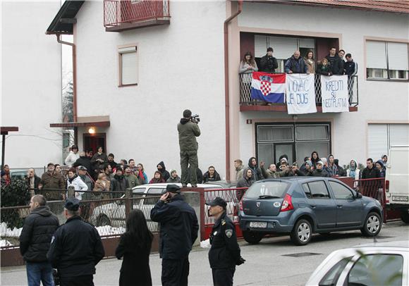 U tijeku nova deložacija obitelji Frlan                                                                                                                                                                                                         