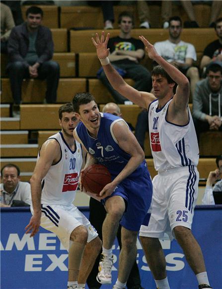 Košarka : Cibona - Kvarner 2010 92:65                                                                                                                                                                                                           