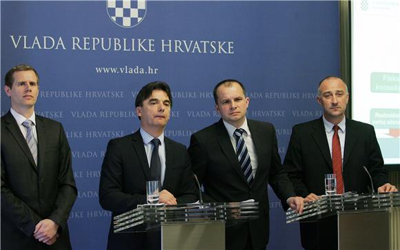 Grčić, Dončić i Vrdoljak održali tiskovnu konferenciju                                                                                                                                                                                          