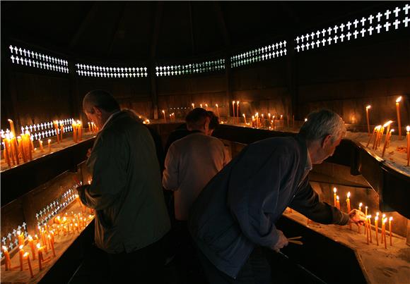 Svečana arhijerejska liturgija u prigodi pravoslavnoga Uskrsa                                                                                                                                                                                   