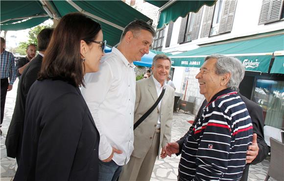 Predsjednik HDZ-a Karamarko u Šibeniku                                                                                                                                                                                                          