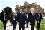 Josipović i Pahor prošetali Trgom Maršala Tita                                                                                                                                                                                                  