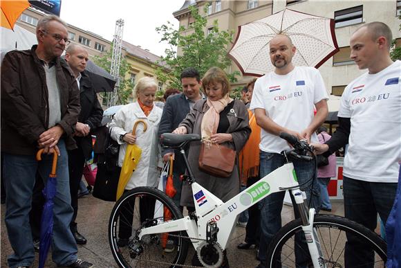 Programom na Cvjetnom trgu završio Europski tjedan                                                                                                                                                                                              