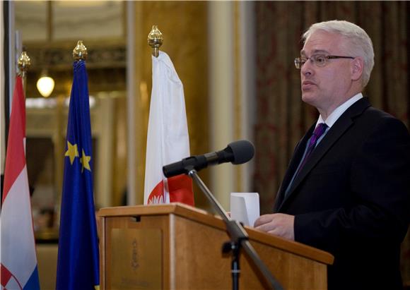 Josipović i Komorowski otvorili seminar 'Fondovi Europske unije – prednosti i izazovi'                                                                                                                                                          