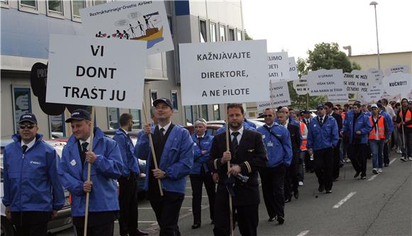 Piloti i stjuardese od jutros u štrajku; CA otkazala 20-ak letova                                                                                                                                                                               