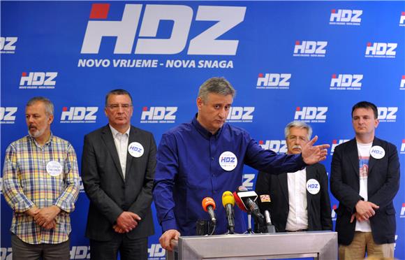 Tiskovna konferencija HDZ-a u Splitu                                                                                                                                                                                                            