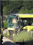 U sudaru vlaka i autobusa ozlijeđeno nekoliko osoba                                                                                                                                                                                             