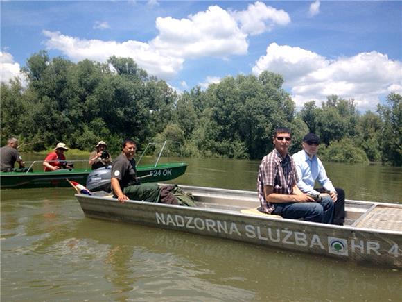 Poplavljeni Kopački rit pomoć za nabujali Dunav                                                                                                                                                                                                 