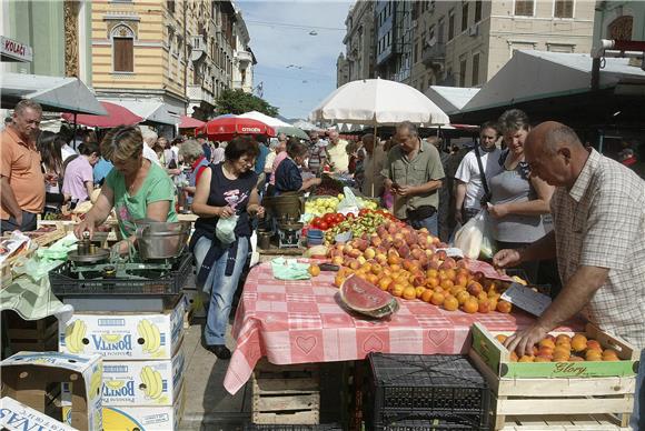 Prosvjed na riječkoj tržnici protiv fiskalnih blagajni                                                                                                                                                                                          