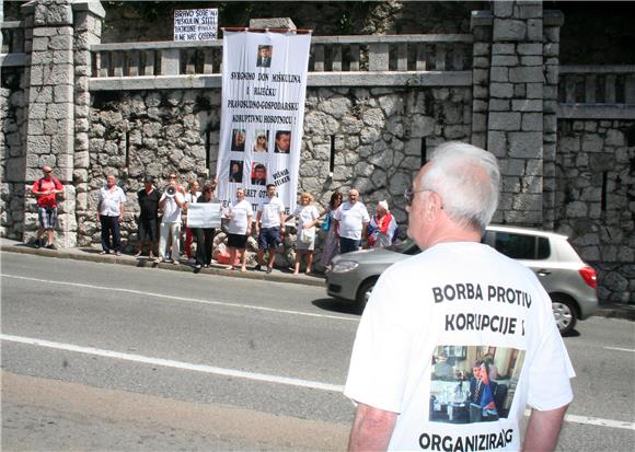 Tiskovna konferencija Pokreta otpora Rijeka                                                                                                                                                                                                     