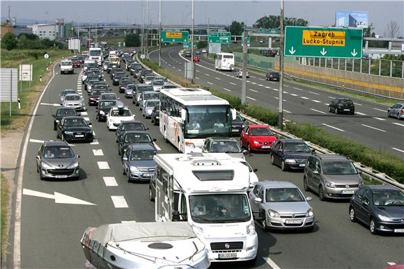 Gužve na Lučkom 20.07.2013.                                                                                                                                                                                                                     