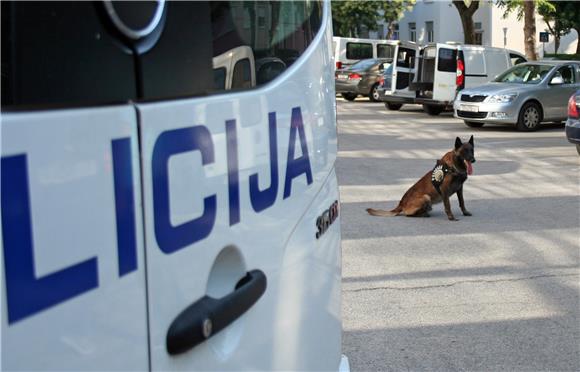 Policijski pas Pik noćna mora splitskih dilera                                                                                                                                                                                                  