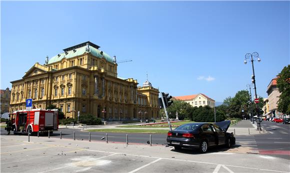 Četvero ozlijeđenih u sudaru tri vozila u središtu Zagreba                                                                                                                                                                                      