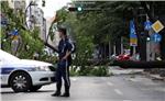 Olujni vjetar u Zagrebu srušio stablo u Klaićevoj ulici                                                                                                                                                                                         