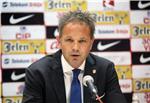 Mihajlović ostaje za kormilom Srbije                                                                                                                                                                                                            