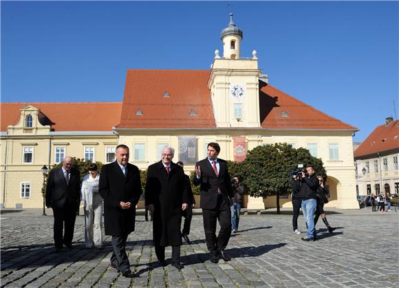 Josipović: Osijeku pomoći investicijama i gospodarskom suradnjom                                                                                                                                                                                