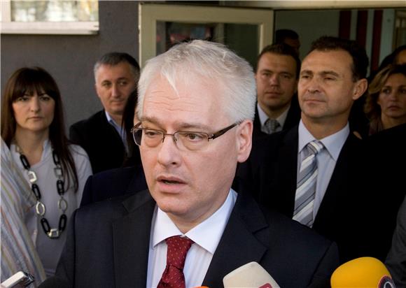 Josipović: zajedništvom riješiti probleme u međunacionalnim odnosima                                                                                                                                                                            