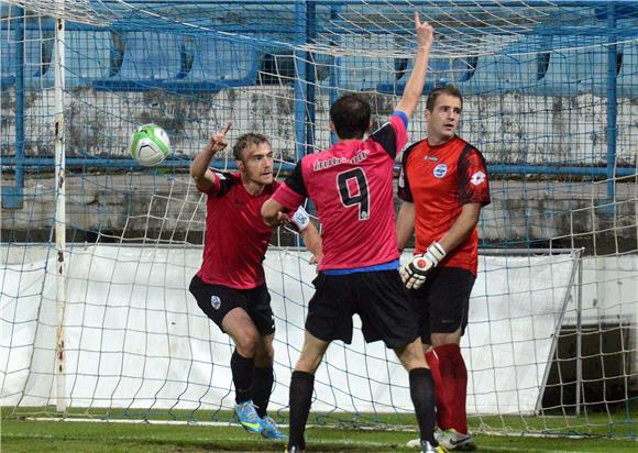 Zadar - Lokomotiva 0-1 - poluvrijeme                                                                                                                                                                                                            