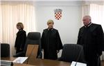 Ustavni suci podijeljeni oko referenduma o braku                                                                                                                                                                                                