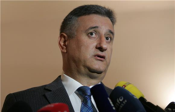 Karamarko: vjerojatno ću potpisati referendumsku inicijativu Stožera                                                                                                                                                                            