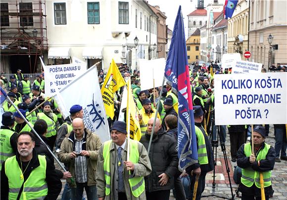 Hrvatska pošta: dijelu radnika otkazi da bi ostali imali za plaće                                                                                                                                                                               