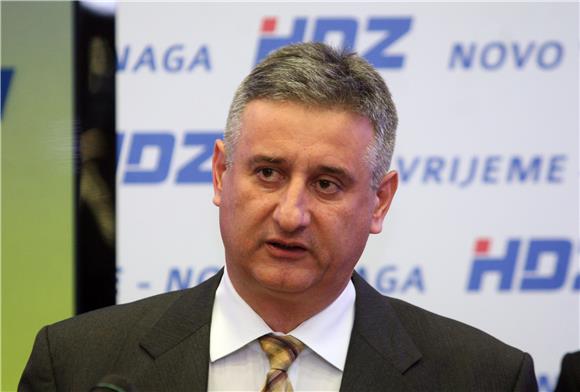 Karamarko poziva Josipovića da sazove izvanrednu sjednicu Vlade                                                                                                                                                                                 