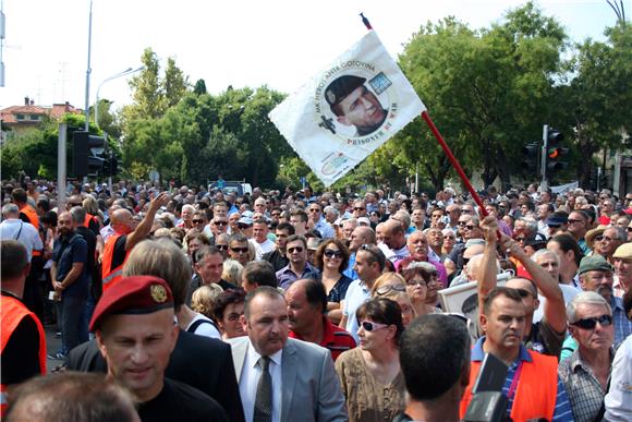 Gotovina i Krstičević otkrili spomenik 4. gardijskoj- Paucima                                                                                                                                                                                   