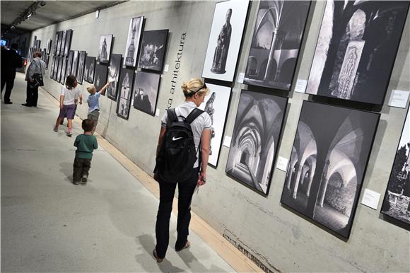 Izložba fotografija Nikole Vranića otvorena u Ljubljani                                                                                                                                                                                         