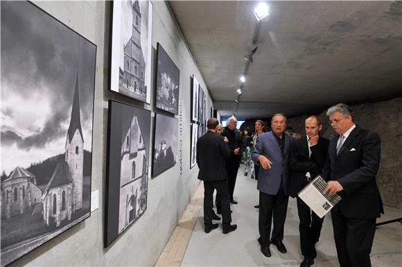 Izložba fotografija Nikole Vranića otvorena u Ljubljani                                                                                                                                                                                         